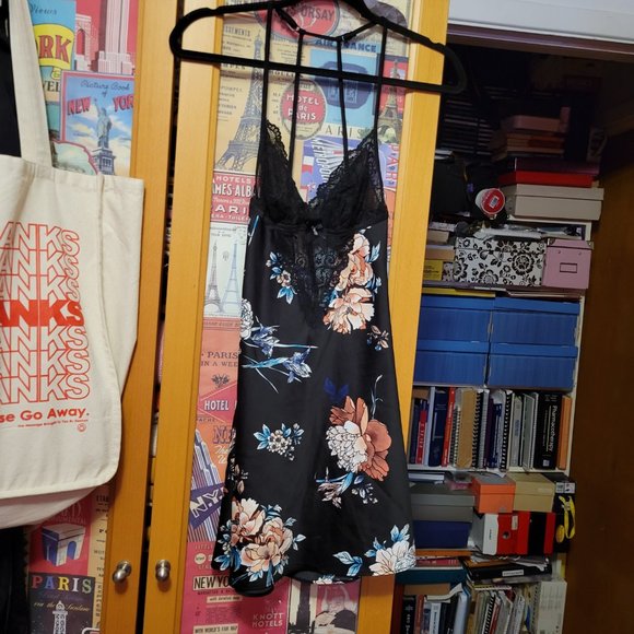 La Vie En Rose Floral Black Sleeping Slip Dress - Picture 2 of 9